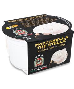 Tre Stelle Сир Моцарелла з трюфелем з молоко буйволиці 125 г