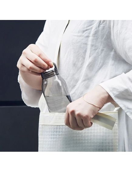 Пляшка для води Kinto Water Bootle сірого кольору 500 мл, зображення 2