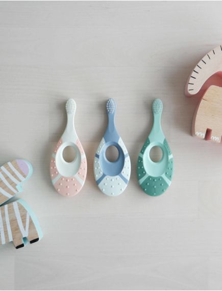 Jordan Зубна щітка для дітей 0-2 років з гризунком Step 1 шт., Основний колір: Рожевий, зображення 2