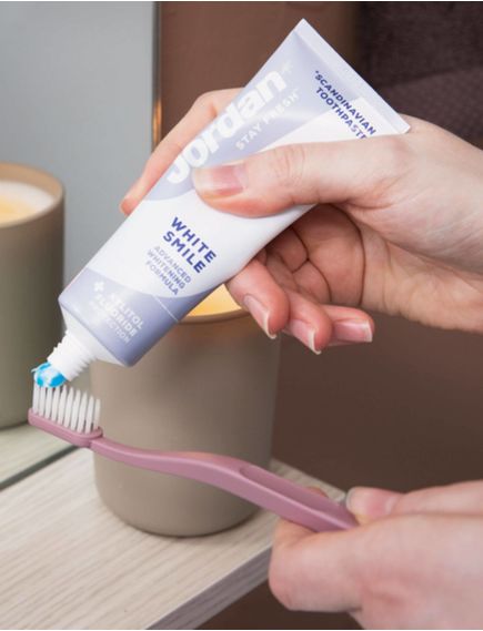 Jordans Зубна паста Білосніжна Усмішка з фтором та ксилітом 75 мл, зображення 3