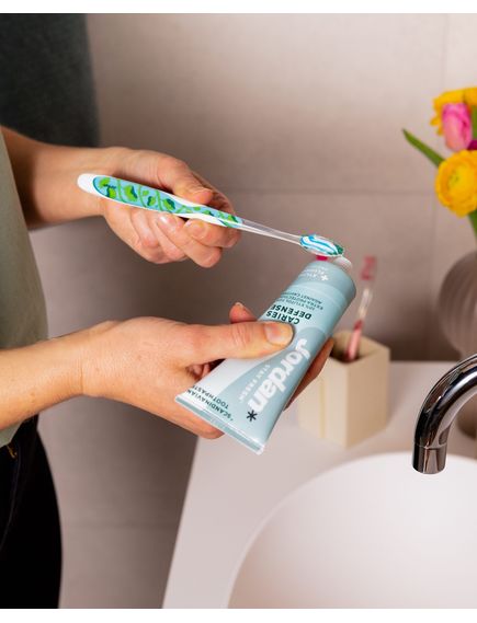 Jordan Зубна щітка Individual Reach Середньої жорсткості, Основний колір: Синій, зображення 2