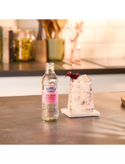 Franklin & Sons Напій Ревінь та Гібіскус Rhubarb & Hibiscus Tonic Water б/а сильногазований упаковка 24шт*200 мл, зображення 3